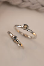 Lade das Bild in den Galerie-Viewer, Silberring mit achteckigem Zirkon