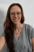 Lade das Bild in den Galerie-Viewer, zarte Silbercolliers mit Turmalinverlauf