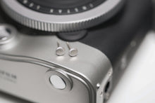 Lade das Bild in den Galerie-Viewer, Ohrstecker "kleiner Knopf"