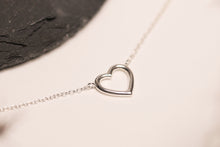 Lade das Bild in den Galerie-Viewer, Kette "von Herzen"