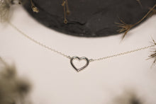 Lade das Bild in den Galerie-Viewer, Kette "von Herzen"